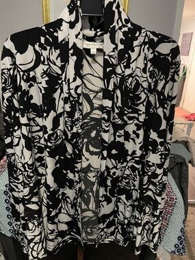 Evan Picone Monochrome Floral Open-Front Cardigan